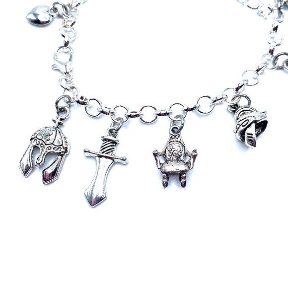 Medieval Times Charm Bracelet Renaissance Knight Castle - Picture 8 of 8